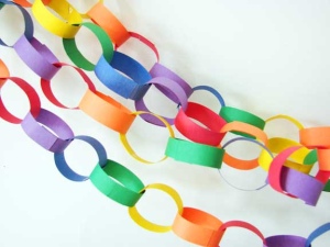 paper-chain-link-rainbow